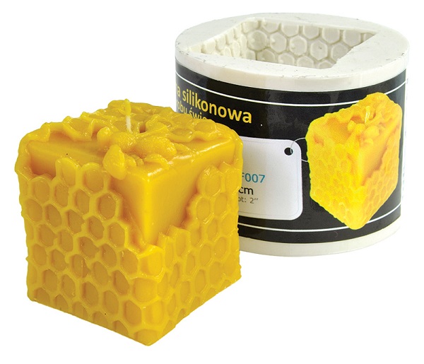 Moule à bougie représentant cube