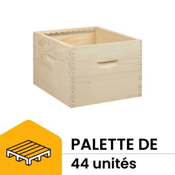 Palette de 44 corps à tenons en pin maritime (avec crémaillères) pour ruche Dadant 10 cadres - Ruchéco +