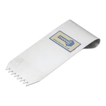 Nettoyeur 8 dents pour grille à reine métallique
